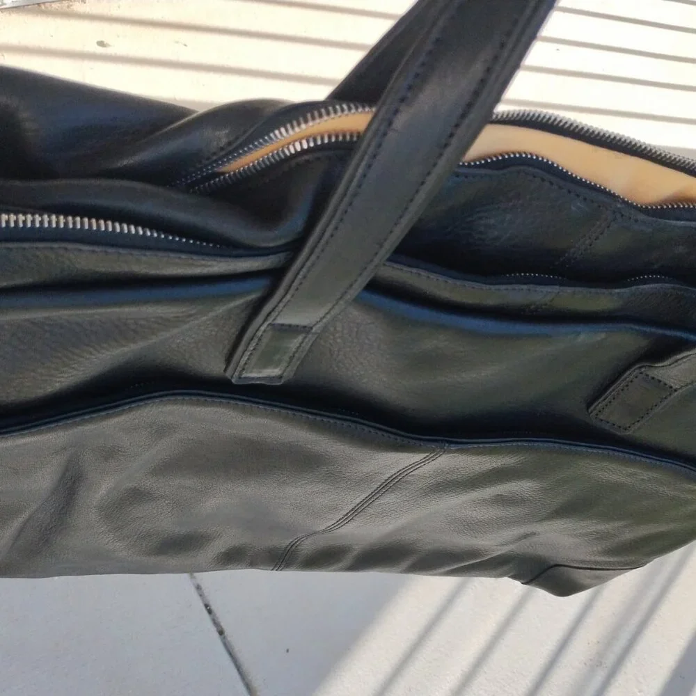 NWT Luxury Classic Black SADDLE LEATHER Carry-On Weekender Travel Duffle Bag 19